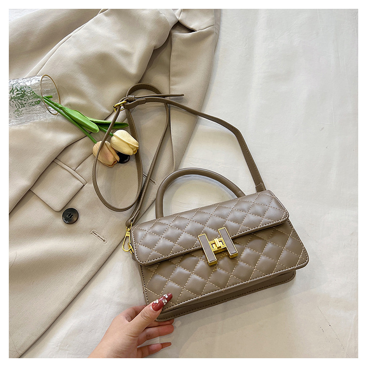 Borsa rombica di nuovo stile 2023 piccola borsa profumata stile nuova borsa a tracolla di moda design senso borsa tutto-fiammifero_voghion.com