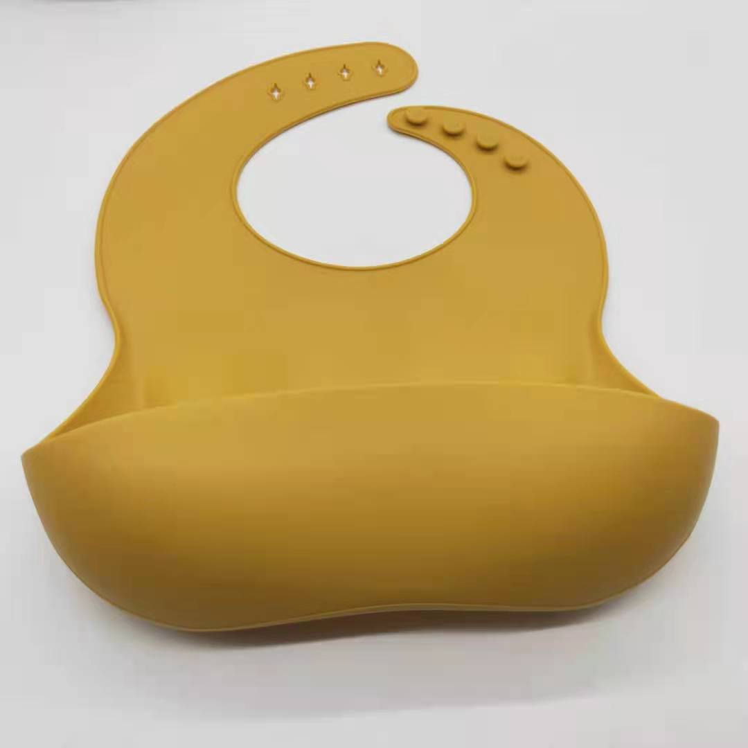 14-1036宝宝餐具口水兜