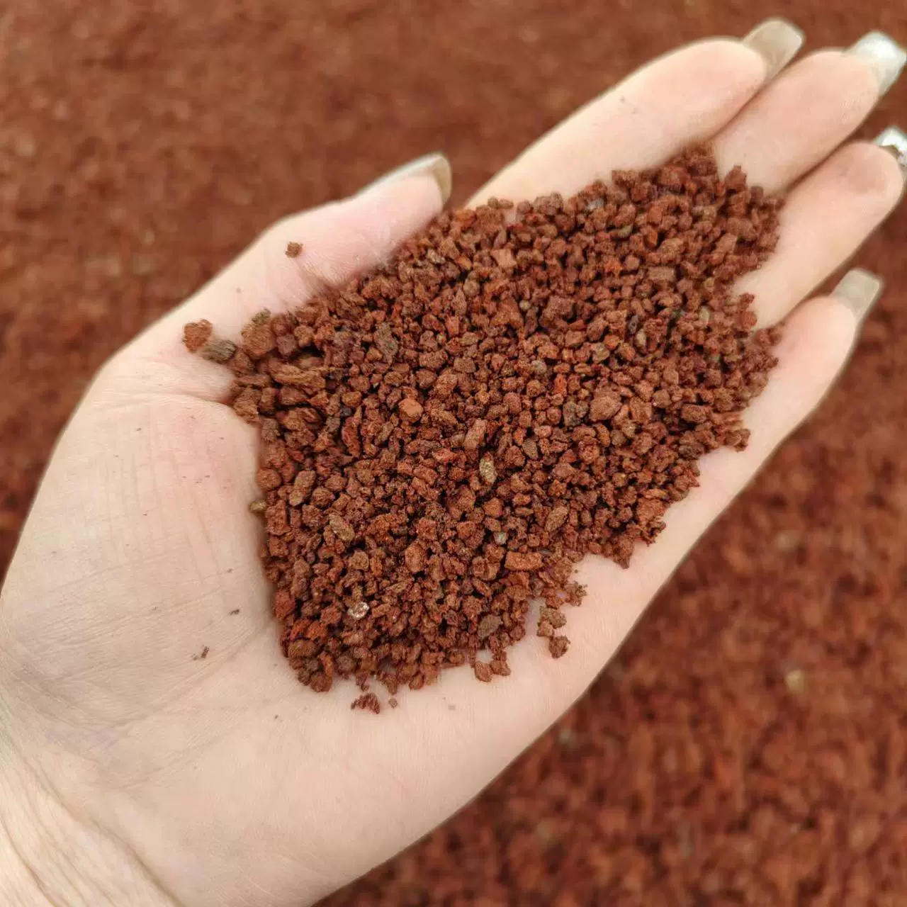 红火山石3-6mm矿山直发火山石污水处理填料人工湿地滤料火山石