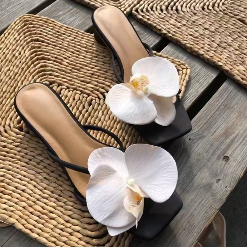 2025 Summer New French Style Floral Fashion Sandals Wo, Popular Versatile European And American Beach Slippers For_vogvips.com
