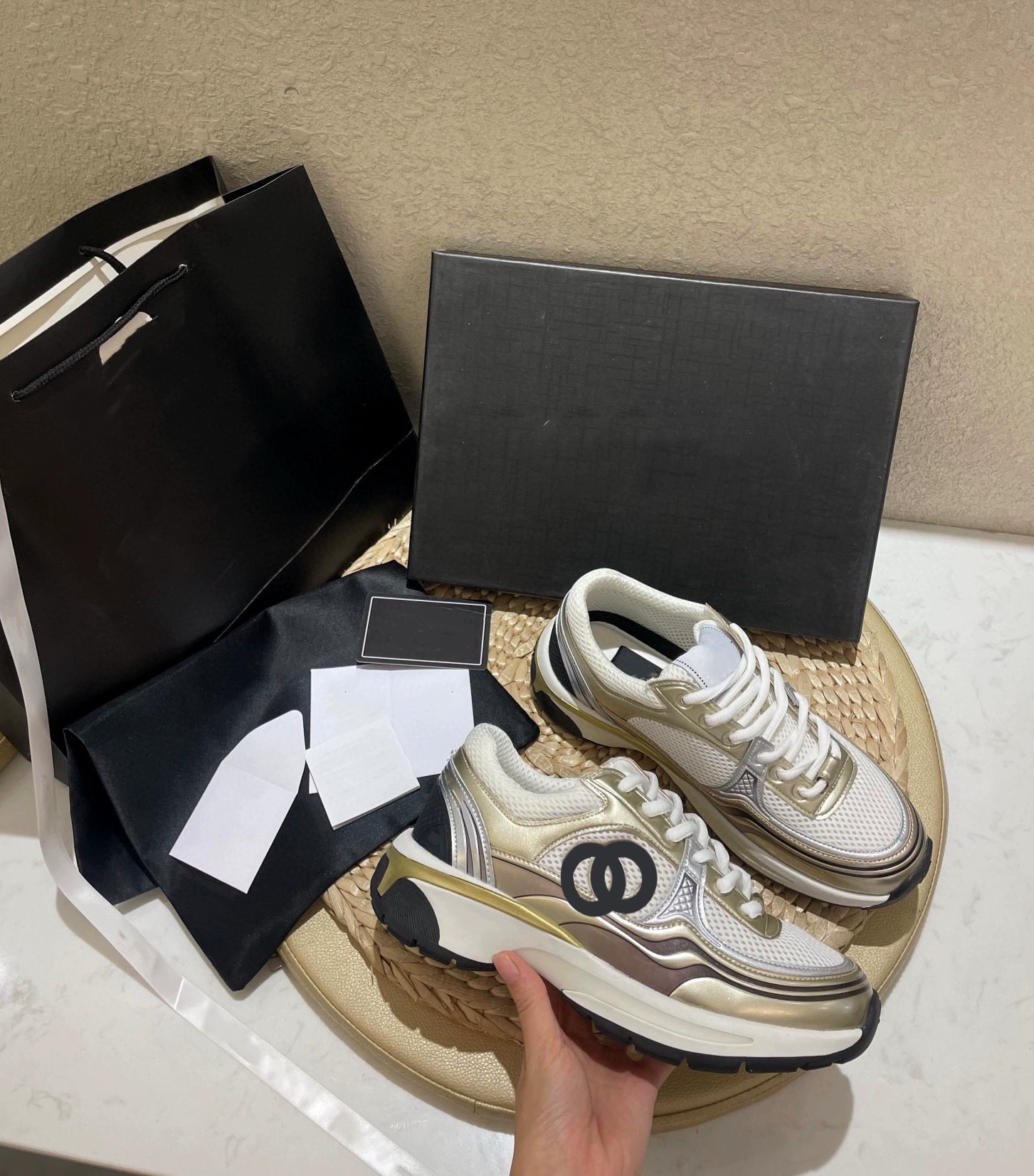 Высокий уровень кроссовок Silver Horn King, новые шнуры, толстая подошва, универсальные dad shoes, сетчатые кроссовки на шнуровке для женщин