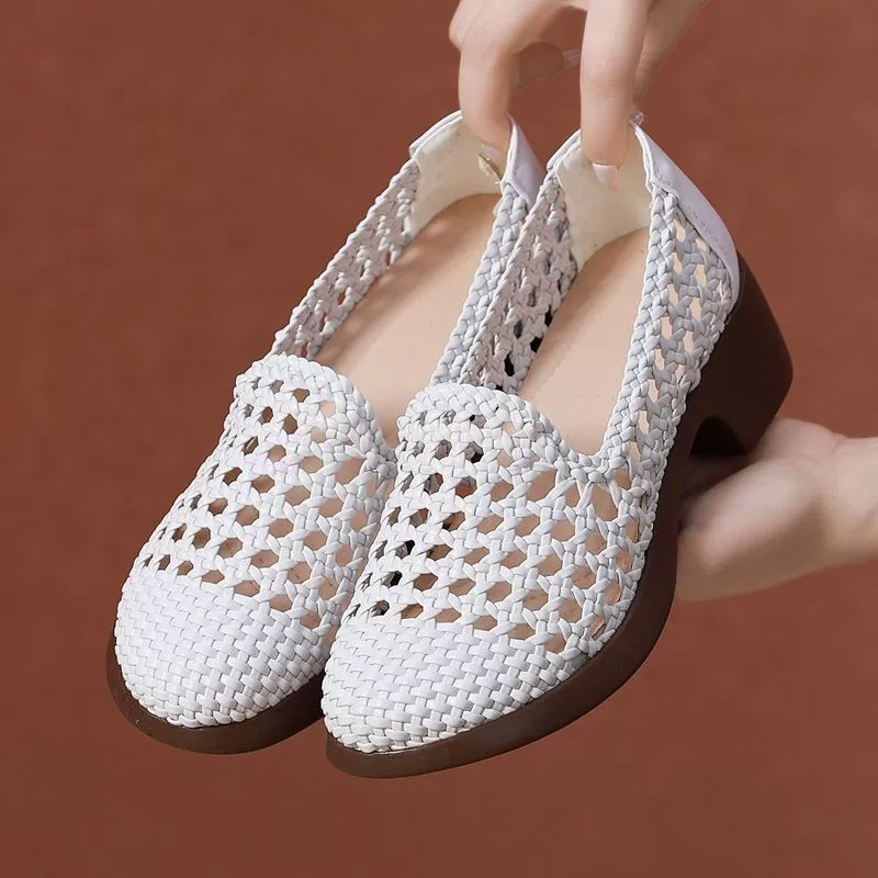 Полая женская обувь, летние сандалии, Женская Удобная Нескользящая Однослойная обувь на среднем каблуке, обувь для мам на мягкой подошве, тканая обувь больших размеров