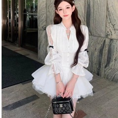 高级设计感纯欲风浪漫蕾丝网纱荷叶边设计感上衣高腰蓬蓬短裙套装