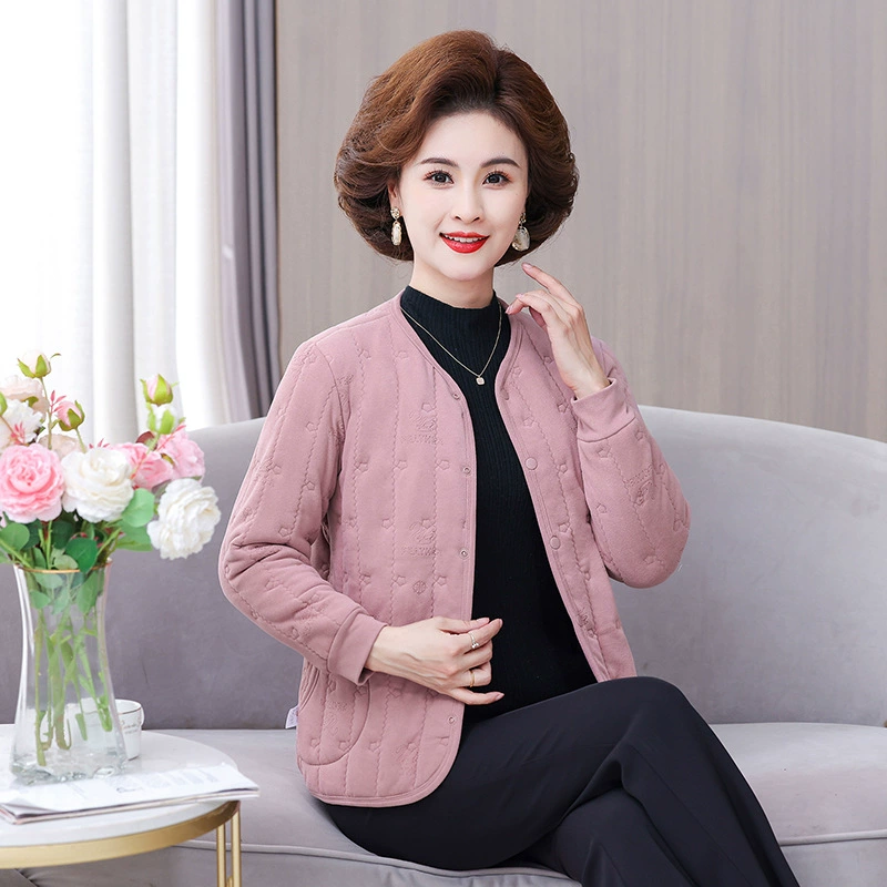 Среднего и пожилого возраста иностранная мама осенняя одежда