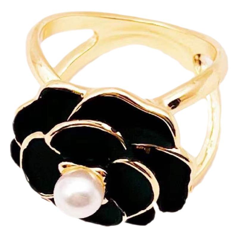 Francés retro Camelia nicho diseño bufanda de seda hebilla anillo femenino hebilla versátil accesorios decorativos bufanda abrigo hebilla