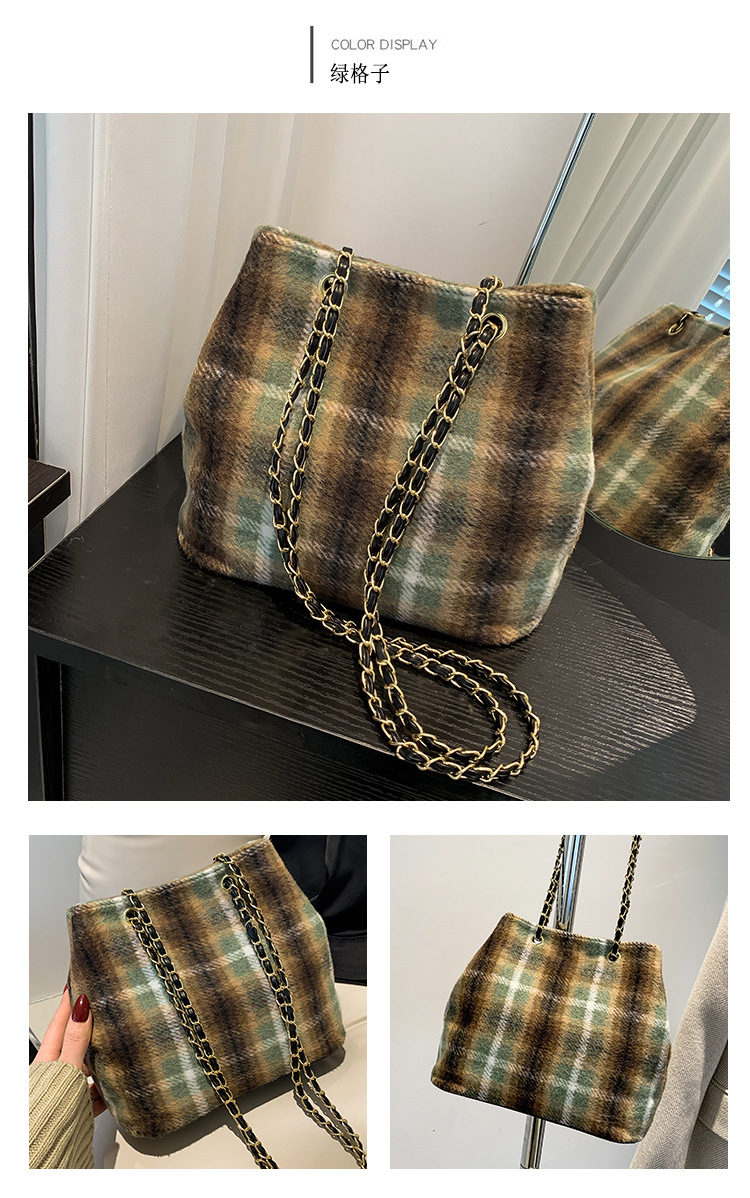 Retro and fashionable woolen texture bucket bag, large capacity commuting bag, chain check pattern casual single-shoulder crossbody women's bag undefined
