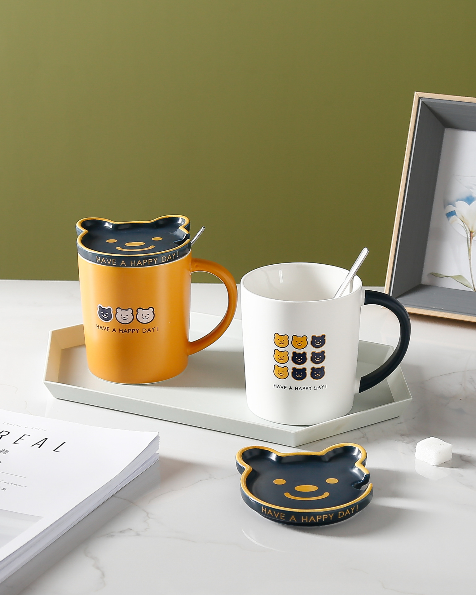 Taza de marca de alto valor con cucharas de tapa taza de cerámica de oficina taza de agua taza de café de pareja para hombres