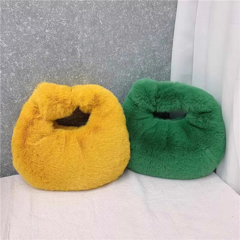 Damentaschen Pelzige Tasche einfarbig plissierte Handknödeltasche vielseitige Handtasche aus Plüsch_voghion.com