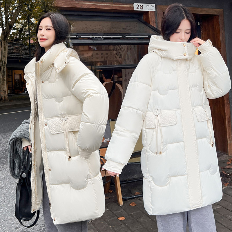 Algodón de pluma para mujeres 2025, nueva moda de algodón para mujeres de invierno coreana suelta chaqueta de algodón con capuz, abrigo grueso