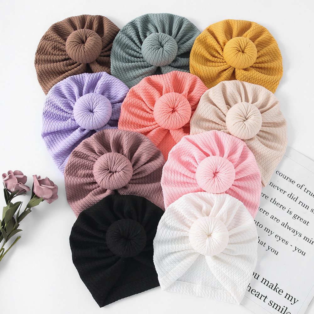 Girl's Cute Sweet Solid Color Beanie Hat display picture 7