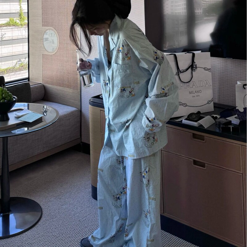 Simple Polka Dot Donald Duck Pajamas for Women, New Spring and Autumn Long-Sleeve and Long-Pants Japanese Cartoon Loungewear Set Suitable for Outdoor Wear