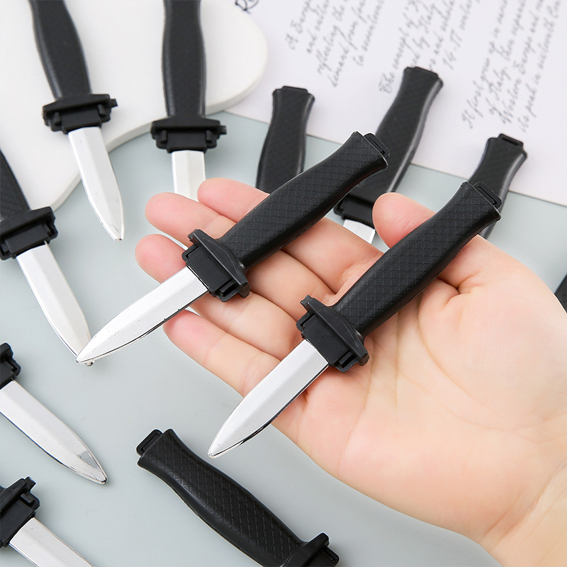 Children's Boys' Gift Toys Spring-Loaded Retractable Plastic Knife Prank Performance Dagger Fake Knife Props Wholesale