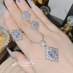 Sisi National Style Minimalist Elegance Ring Set, Gold-Plated Goddess-style Lightweight Luxury High-end Diamond-Studded Clavicle Necklace