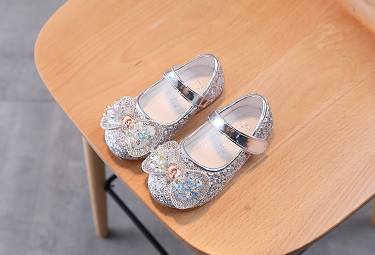 2024 frühjahr Neue Mädchen Mode Wasser Ziegel Cartoon Prinzessin Schuhe Koreanische Version Kleines Mädchen Pailletten Leder Schuhe Weichen Boden Baby Schuhe_voghion.com