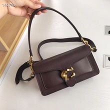 ��֦�yţƤtabby 25������W���͹ņμ�б�淭�wС����Ů�ϻ���ɫ