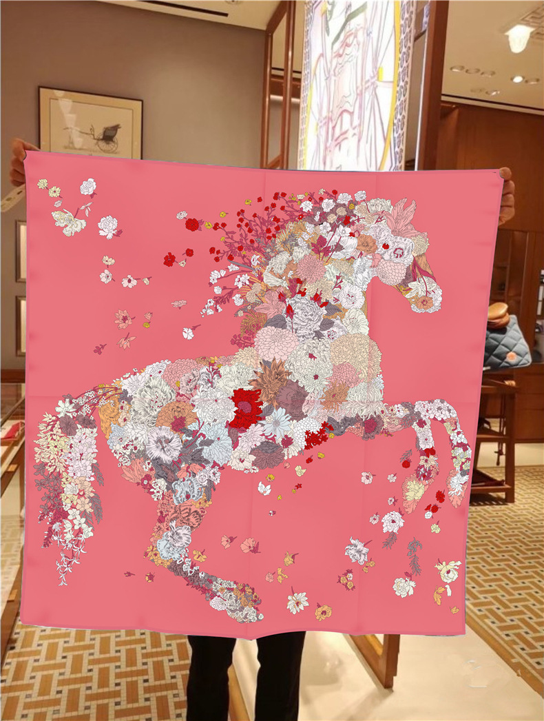 2023 Nuova sciarpa di lusso leggera quadrata stampata in seta twill di cavallo colorata_voghion.com