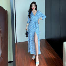 跨境女装2022新款一片式连衣裙女小清新收腰显瘦碎花裙裹胸长裙