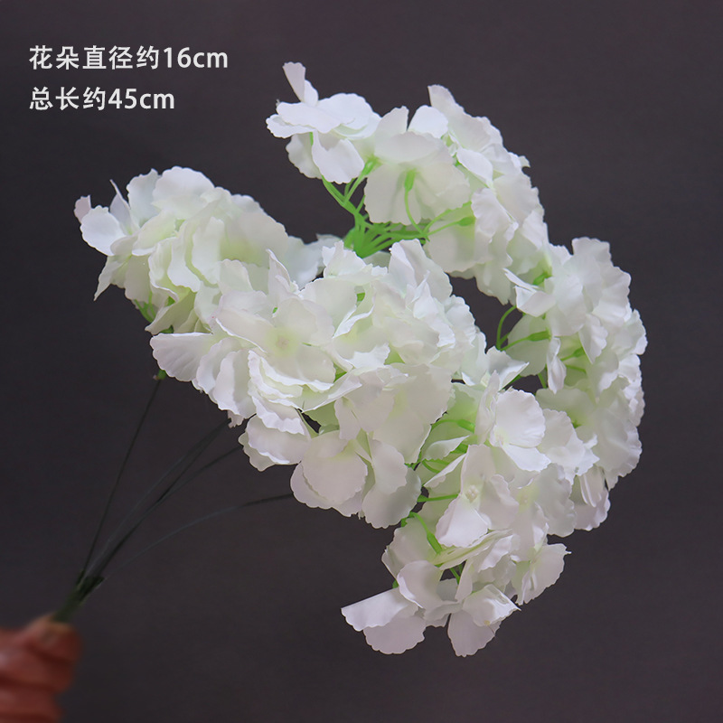 Material de flor de boda blanco brumoso artificial Misty Wedding Hall decoración camino plomo arreglo de flores techo flor artificial Flor de plástico