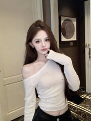 【220グラム40本の模造綿】斜め肩の長袖tシャツを入れて、女性がしわを引いて身を修める短いタイプの底付き上着