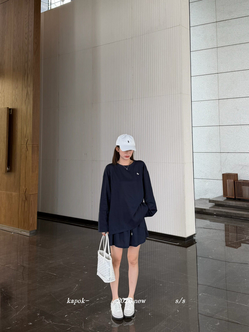 Bộ hai mảnh áo chống nắng tay dài thêu ngựa nhỏ kết hợp chân váy midi cạp thun — màu trắng, Xanh da trờicolor chi tiết 36