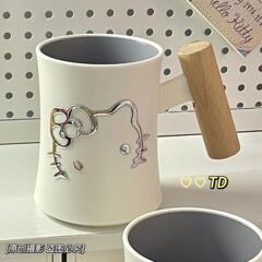 国境を越えた人気の子猫ウォッシュカップ、木製ハンドルマウスウォッシュカップ、学生寮用のシンプルなバスルーム歯ブラシカップ