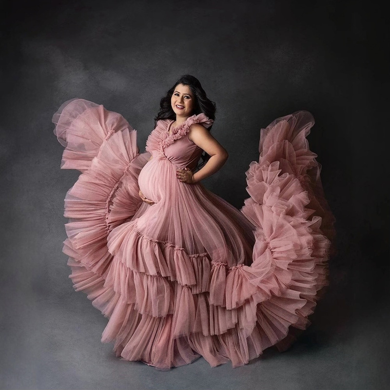 Evening dress in bean paste color with a train, maternity photo shoot dress, double-shoulder strap dress with a small train, long train wedding dress Evening dress in bean paste color with a train, maternity photo shoot dress, double-shoulder strap dress with a small train, long train wedding dress