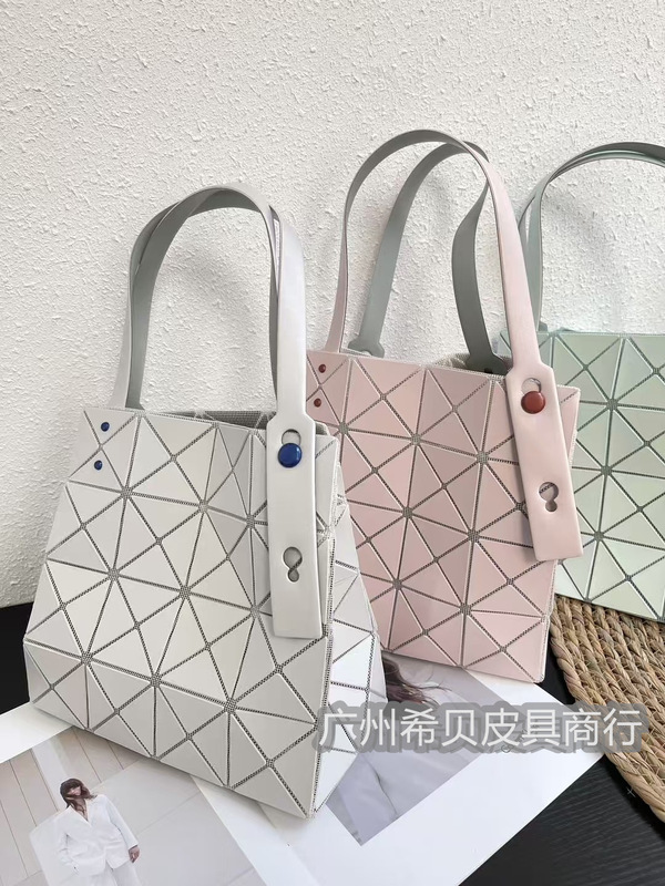 3月限定 日本製 幾何学模様 ダイヤモンドバッグ 大小角箱 4仕切り 携帯用 ショルダーボックスバッグ|undefined
