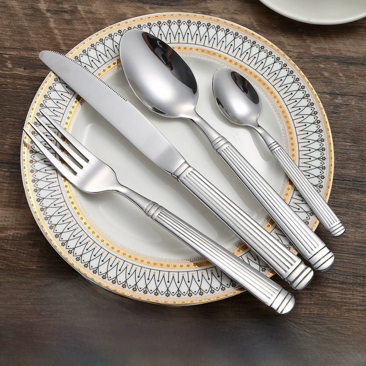 Amazon Европейская нержавеющая сталь столовая ложка Bad Spoon Coffee Titanium Titanium Gold Dining Bene Bene Bounole