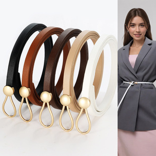 �n�漚����Ůʿ��Ƥ��Y�b�Ƥ���r�к�ɫ���B��ȹë������Ƥ��