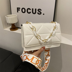 2023新款時尚流行亞克力鏈條手提單肩包休閒百搭寬肩帶斜挎包包