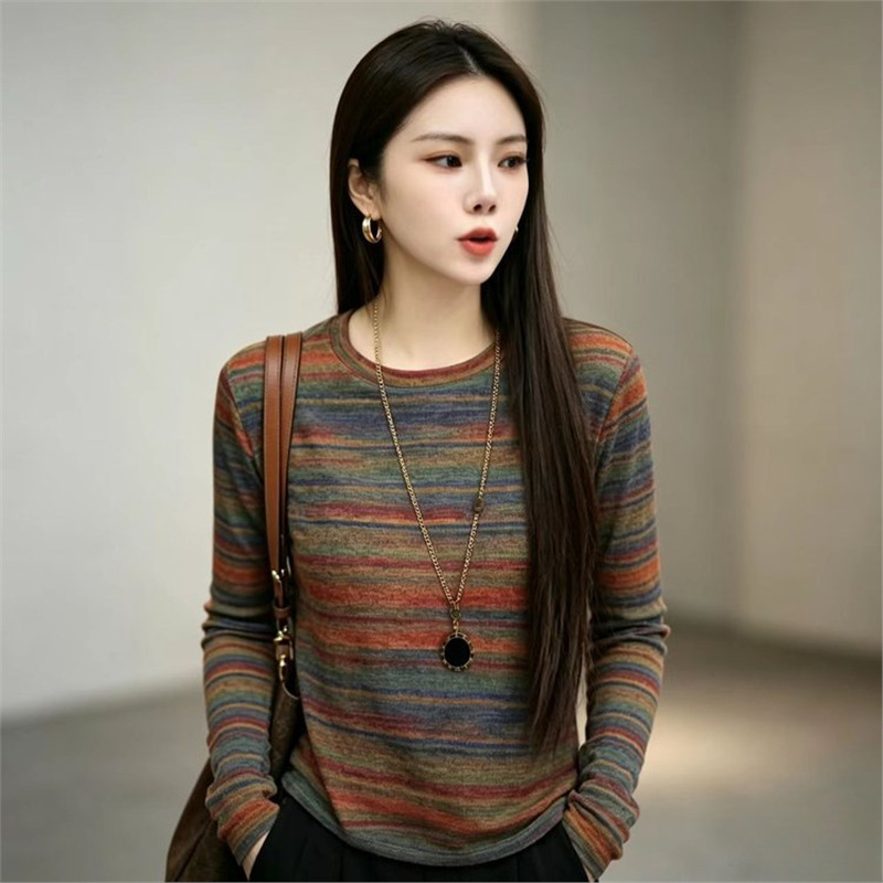 Popular base shirt for mothers, 2026 spring and autumn versatile long-sleeve T-shirt women's top Popular base shirt for mothers, 2026 spring and autumn versatile long-sleeve T-shirt women's top