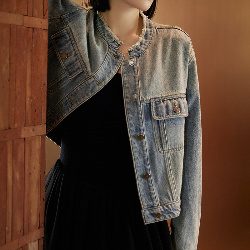 Retro Denim Jacket for Women, Spring Loose Casual Jacket, Light-Colored Distressed Denim Top, Short Jacket for Women, Spring and Autumn