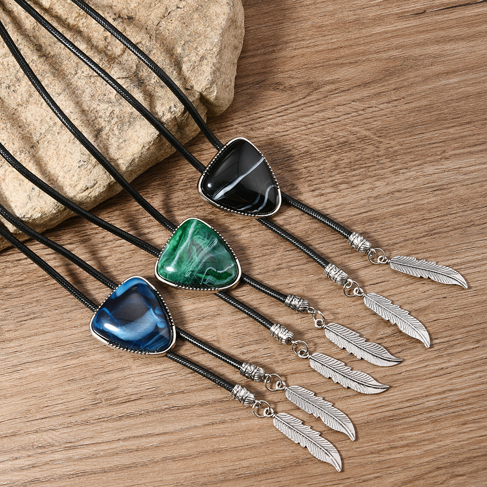 European and American New Western Denim Style Triangle Turquoise Feather Pendant bolotie Rope Tie Men's Necklace