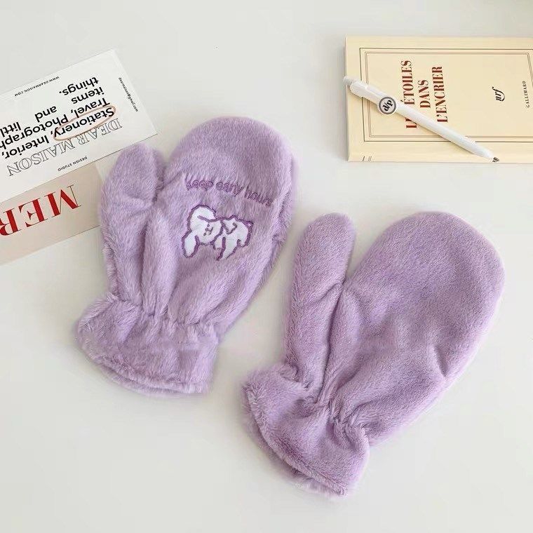 라벤더 보라색 강아지