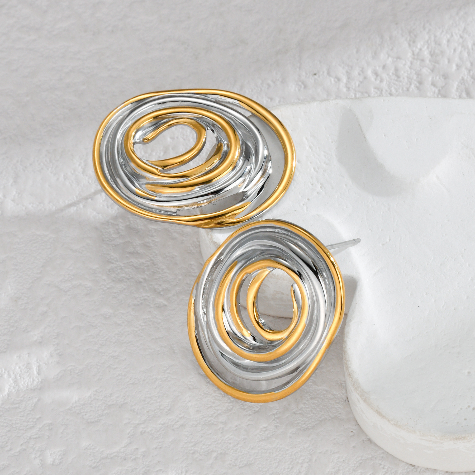 1 Pair IG Style Artistic Geometric Color Block Plating Titanium Steel 18K Gold Plated Ear Studs display picture 4