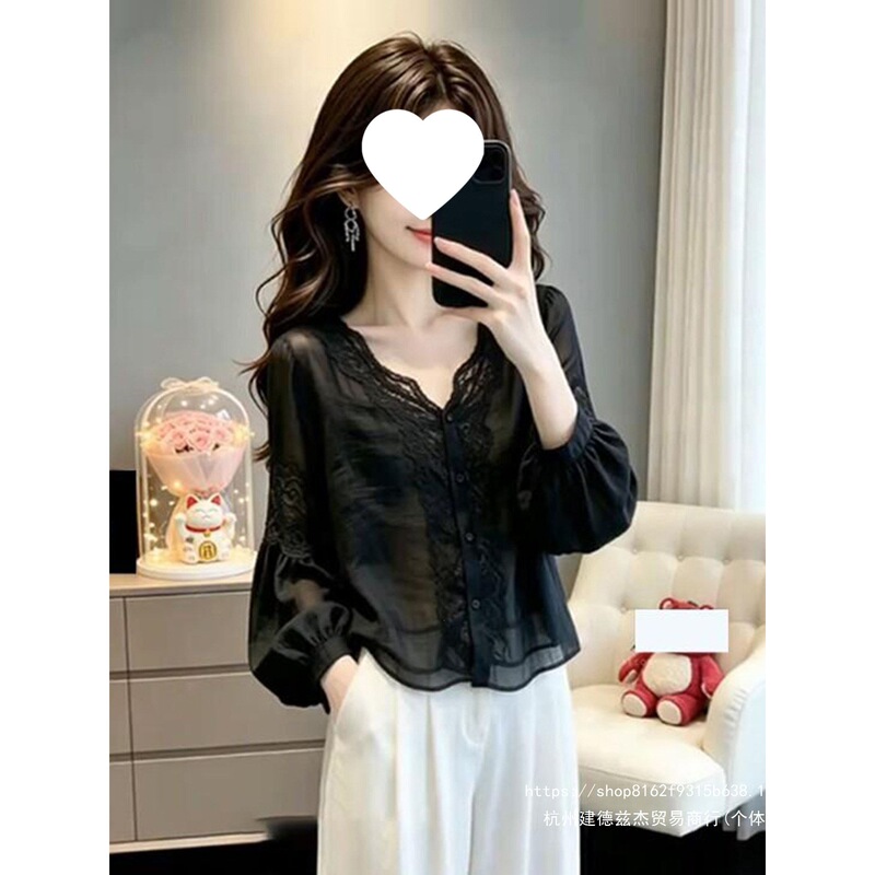 Black lace patchwork shirt for women, 2026 summer new style, elegant long-sleeved loose slim-fit top, sun-protective trendy shirt