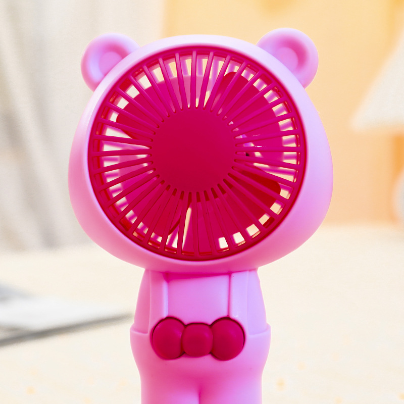 戶外便攜手持呆萌背帶褲熊仔小風扇 usb大腳支架底座桌面小風扇