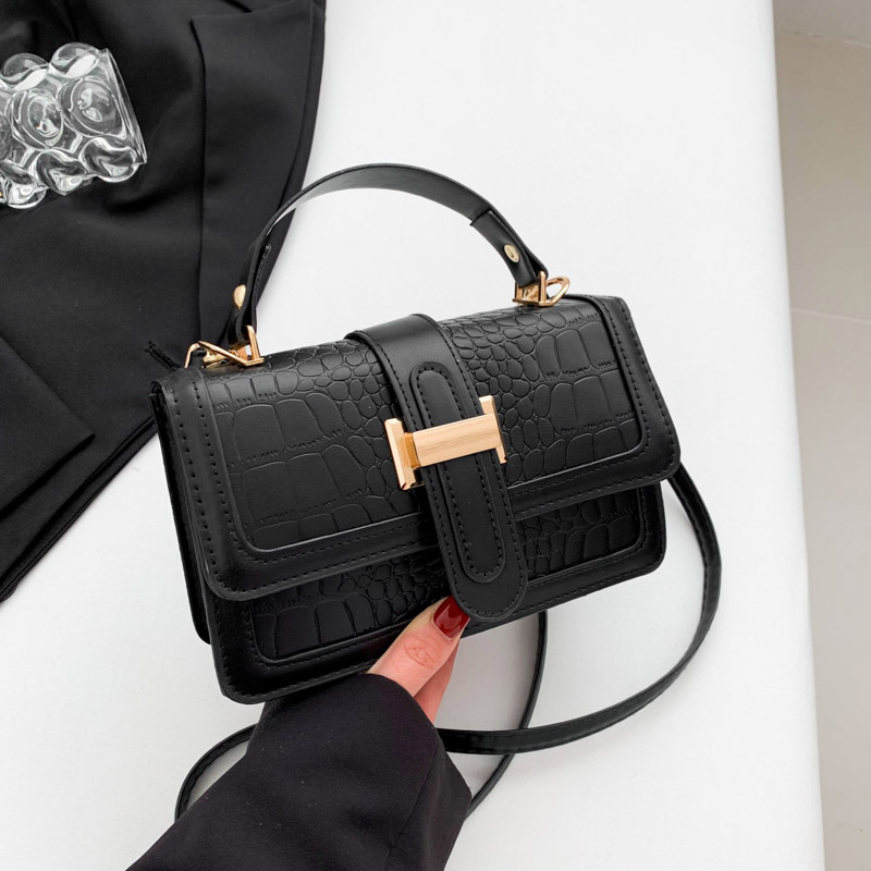 Elegante simple moda color sólido bolso 2024 principios de primavera nuevo versátil ins hombro mensajero bolsa pequeña bolsa cuadrada para las mujeres