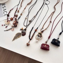 �������ǻ����׹����Ů���������ٴ����������Ƹ�С������