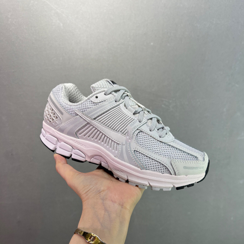 Foreign Trade Shoes Vomero 5 Moro Retro Running Shoes Men's Mesh Casual Running Shoes Women's Breathable Sports Shoes Comfortable Shoes