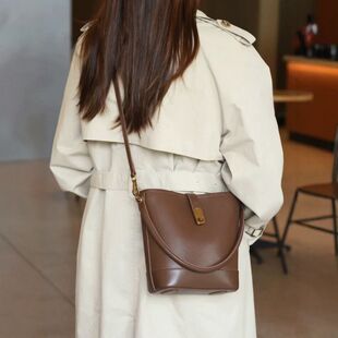 ��Ʒ���¿��������Ů�¿�͹ź��s�i��ˮͰ��С��б��μ��