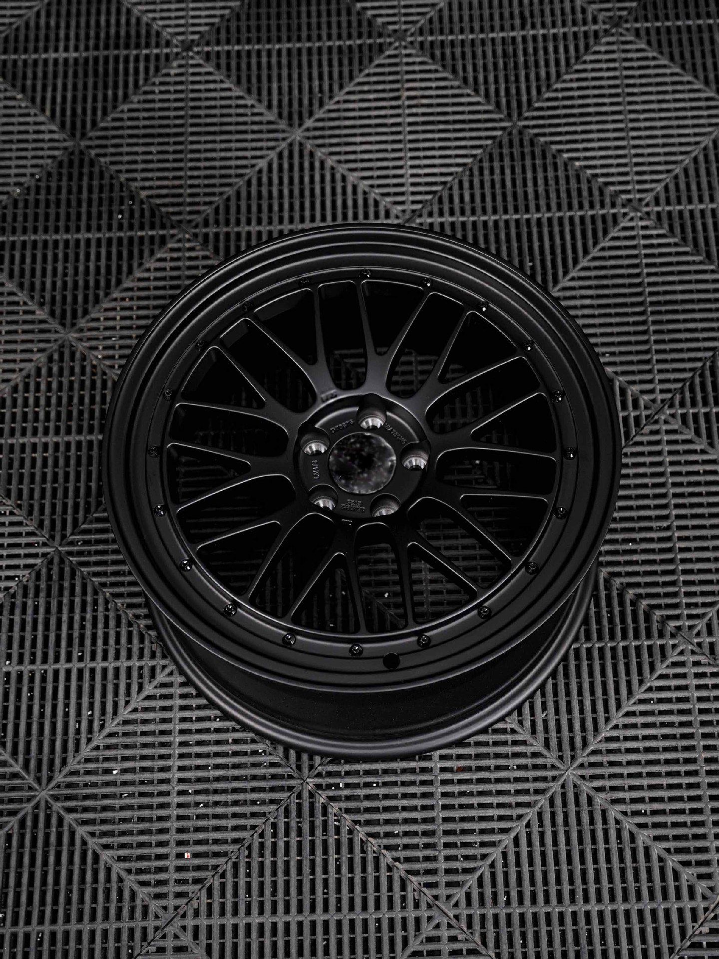 Forged wheel hubs with new data-based customization, two-piece lightweight modified rims suitable for various vehicle models