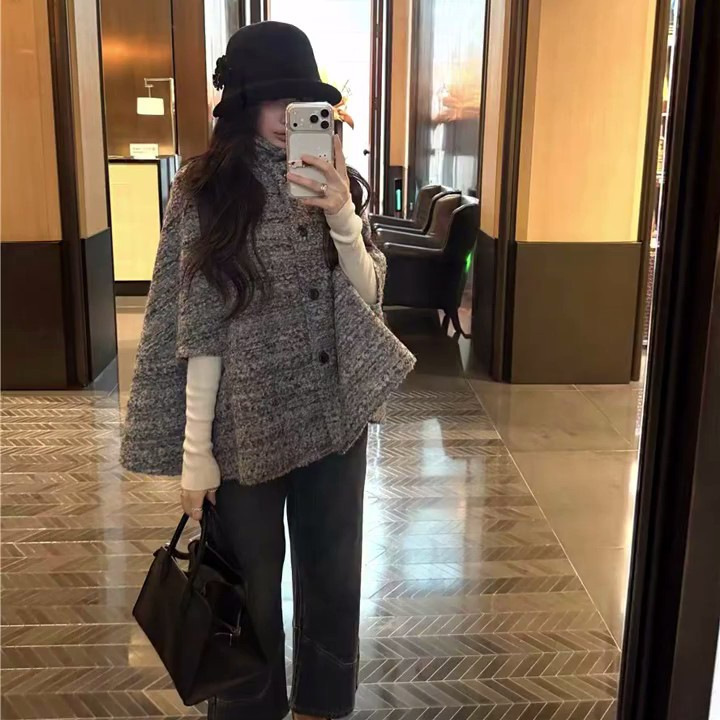 Korean-Style Gentle Gray High-Neck Cape Shawl Top for Women, Slimming Versatile Thick Cardigan Wool Coat