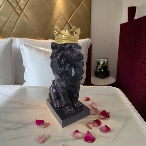 Direct supply of cross-border new faceted crown lion ornaments living room entrance creative light luxury Nordic home decorations