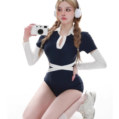 Korean-style one-piece swimsuit for women, 2024 new summer model, slimming, long-sleeved, sun-protective, pure desire style, sports student swimwear