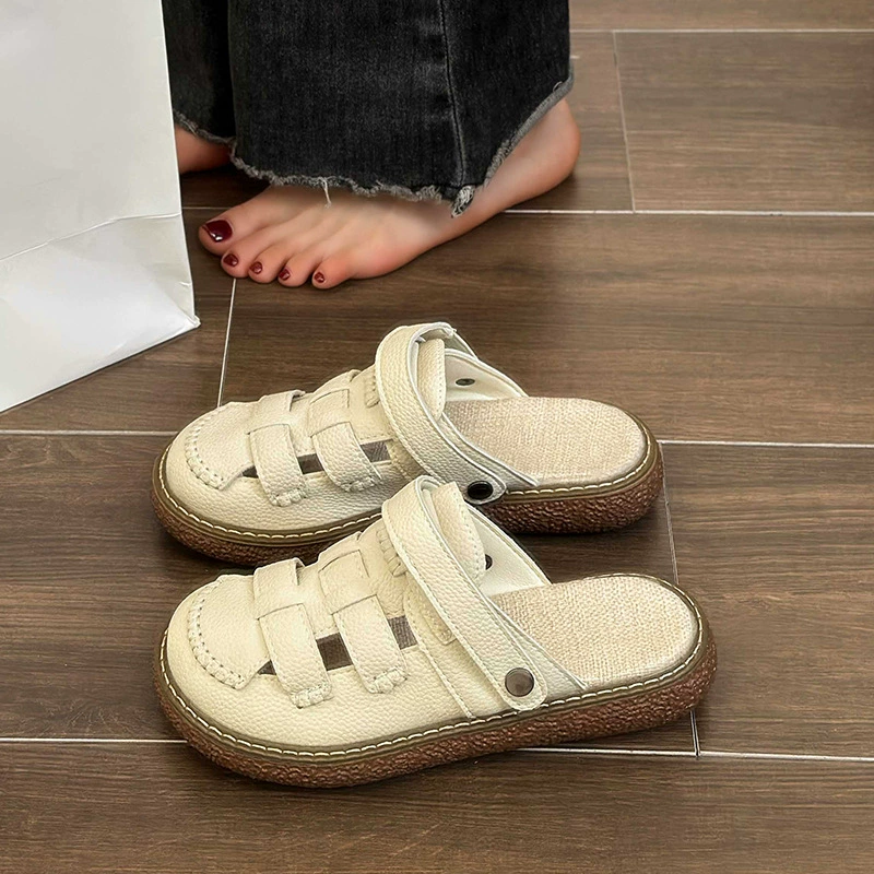 Баотоу сандалии женские оптовые летние новые два носить толстые подошвы полусотки плоские подошвы дикие повседневные удобные одиночные туфли