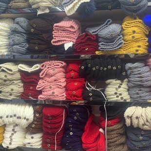 Autumn and winter warm adult knitted wool hat suitable for stall night market 5 yuan model inventory clearance processing wholesale
