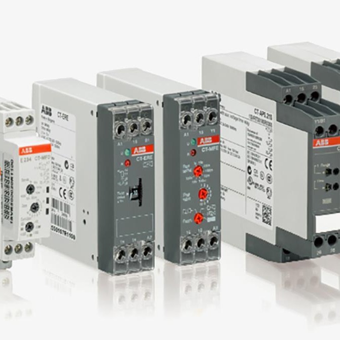 BAM-12/√3-334-1W   电容器 ABB