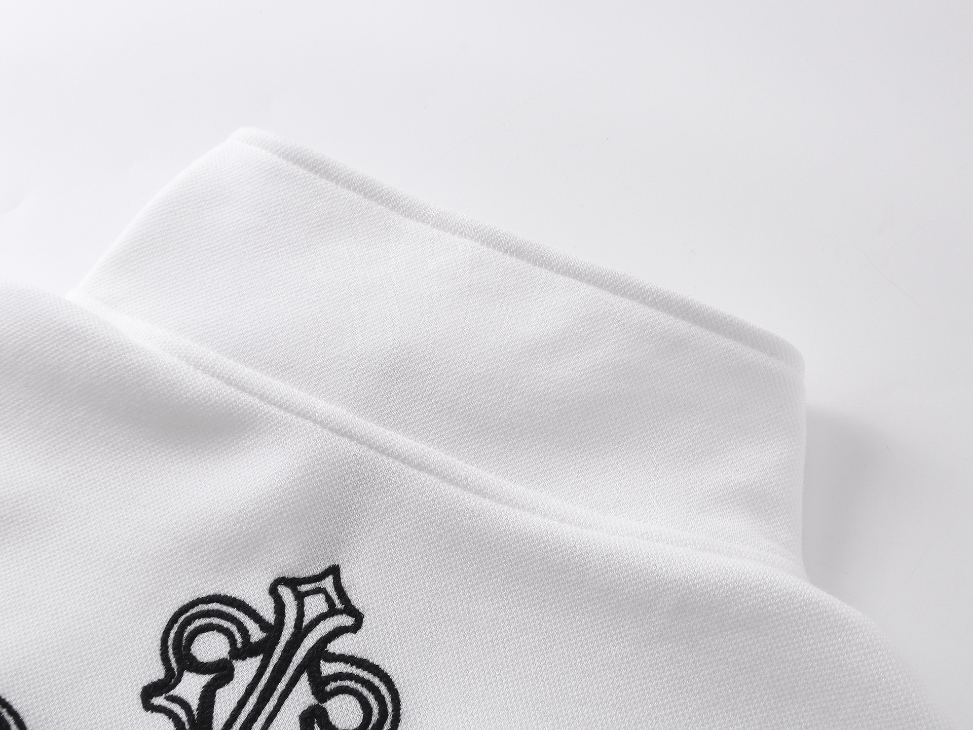 Felpa cardigan con stampa a croce in stile americano per donna 2025, nuova, versatile, corta, calda, per l'inizio dell'autunno_voghion.com