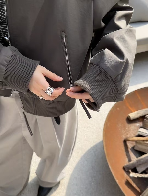 沐泽早秋新款短外套一痞帅高级感潮流翻领拉链夹克春秋女装U8034|undefined
